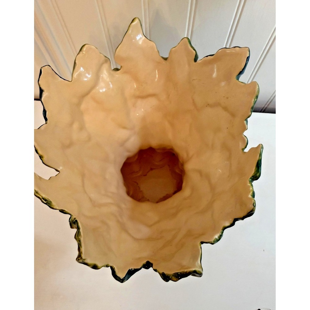 18 Carrots Laura Kelly Beet Bunch Vase Utensil Holder Blue Sky Clayworks - Picture 2 of 6